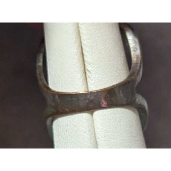 Elegant Glam Silver Tone Rhinestone Crossover Ring Size 6 1/2 - Picture 6 of 12